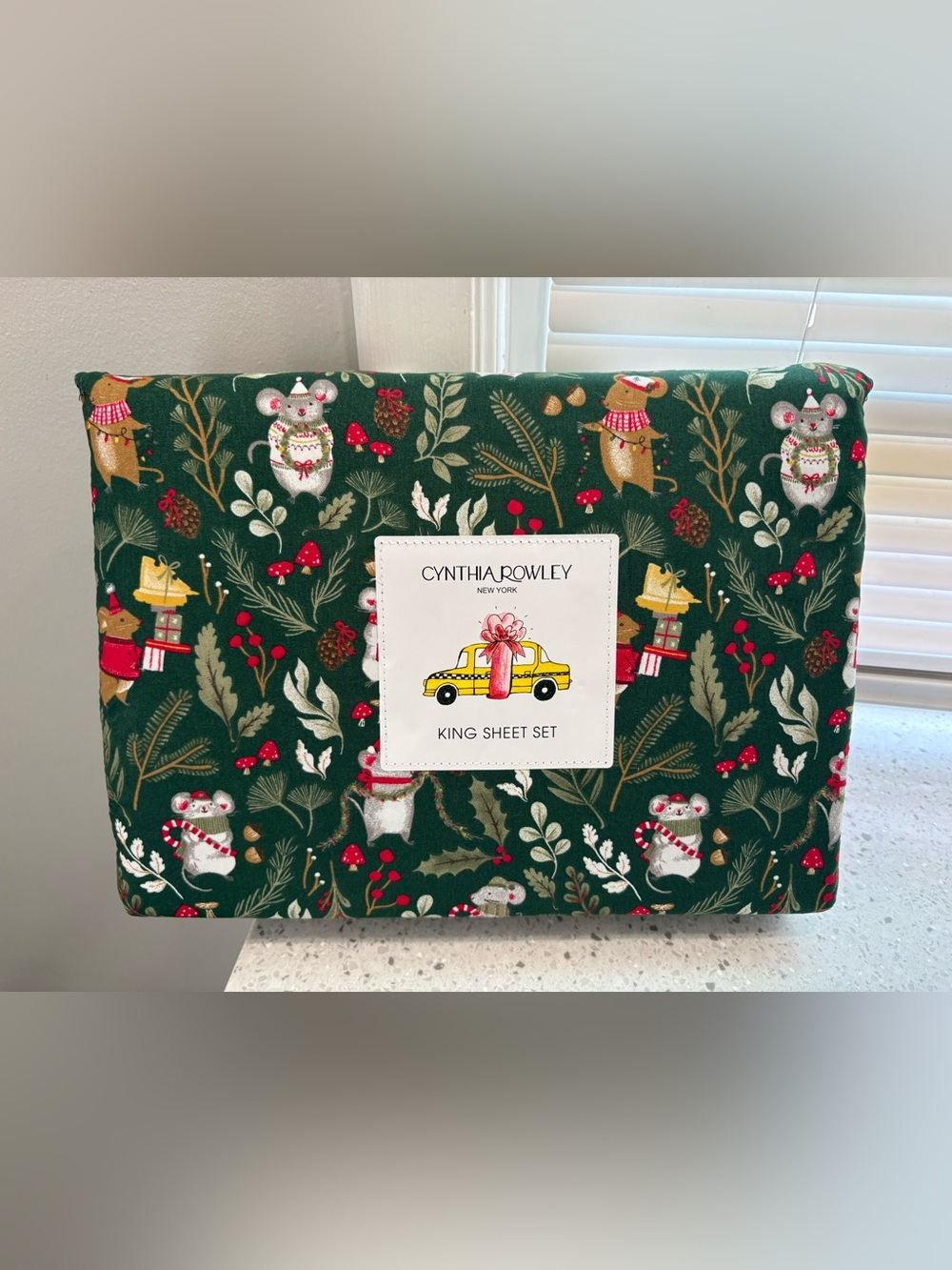 NEW Cynthia Rowley Christmas Mouse Holly Leaves Green Holiday King Sheet Set